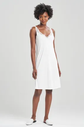 Enchant V-Neck Slip
